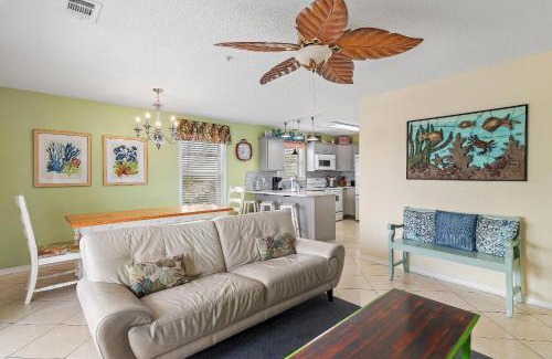 Destin Casa | St. Martin Beachwalk Villas 221