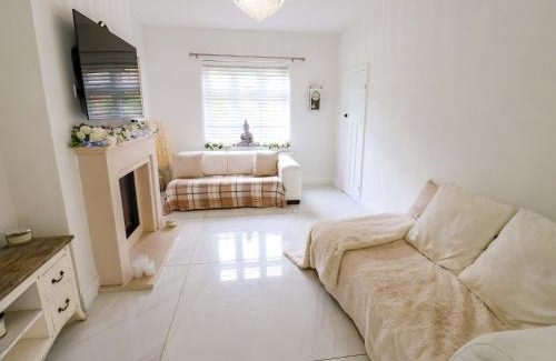 Saddleworth Casa | St Mary's House