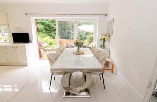 Saddleworth Casa | St Mary's House