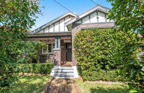 Randwick Casa | St Moritz Timeless Federation Retreat near Coogee