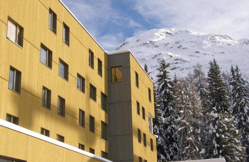 St. Moritz Hostal | St. Moritz Youth Hostel