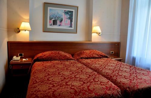 Old Town Hotel | St Palace Hotel