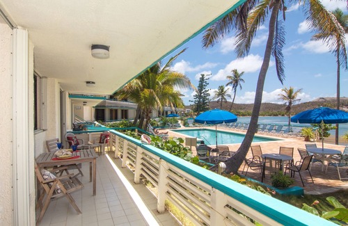 Bolongo Bay Condominio | St. Thomas ubicación frente al mar Primer / poolfront 2BR / 2BA-MEJOR Bolongo Beach!