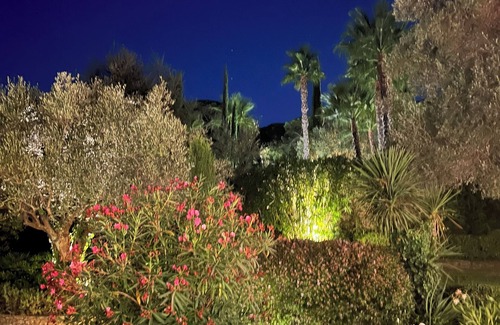 Saint-Tropez Villa | Impresionante villa cerca del centro de St Tropez (5 minutos Places des Lices)