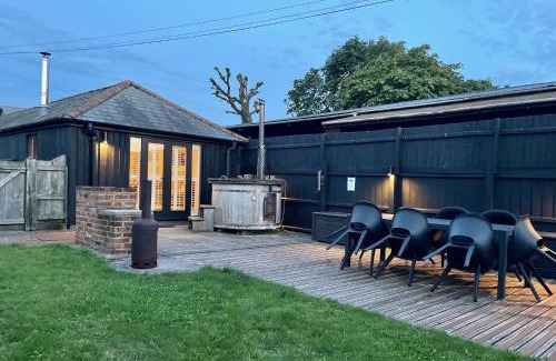 Brightlingsea Casa | Stable Cottage at Lee Wick Farm Cottages & Glamping