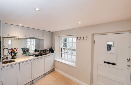 Northleach Cabaña | STABLE COTTAGE, pet friendly in Northleach