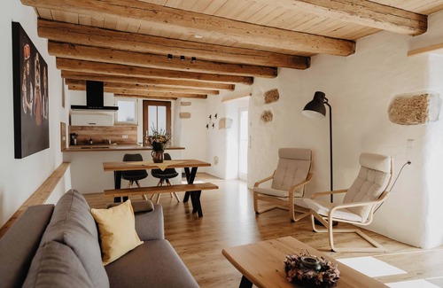Loffingen Apartamento | Stable vacation apartment