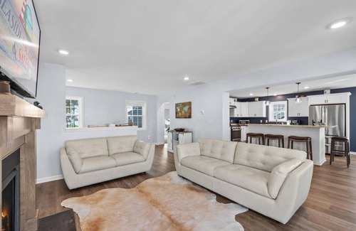 Captain's Cove Casa | Stacked Deck - Spectacular Bay Views - Waterfront!