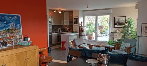 Saint-Denis Apartamento | Stade de France - Magnifique terrasse arborée