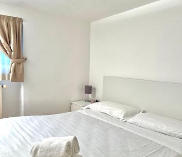 San Siro Apartamento | Stadio e ippodromo a due passi, Parking, Metro e Wifi