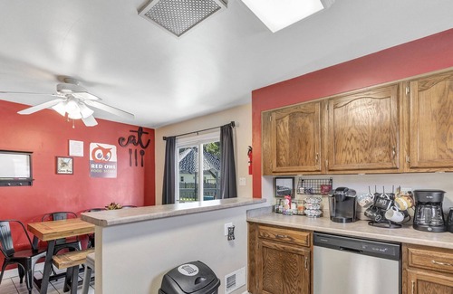 Green Bay Casa | Raro de 5 habitaciones con 2 camas King cerca de Lambeau Field