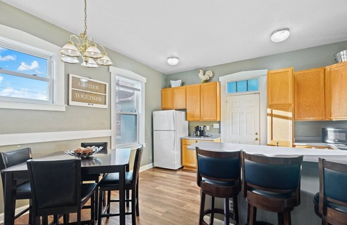Babe Denny Casa | Stadium Village - Walk to it All!