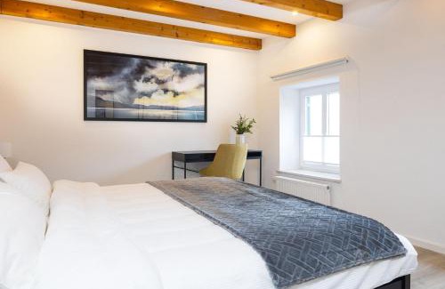 Old Town Apartamento | stadtmauer apartments - Stilvolle Wohnung mit King Bett direkt an der historischen Stadtmauer