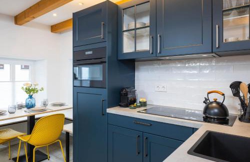 Old Town Apartamento | stadtmauer apartments - Stilvolle Wohnung mit King Bett direkt an der historischen Stadtmauer