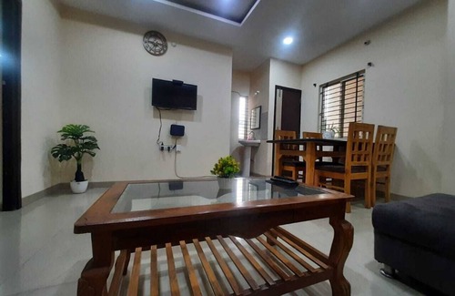 Indore Apartamento | Staeg Heart of the city 2bhk 201