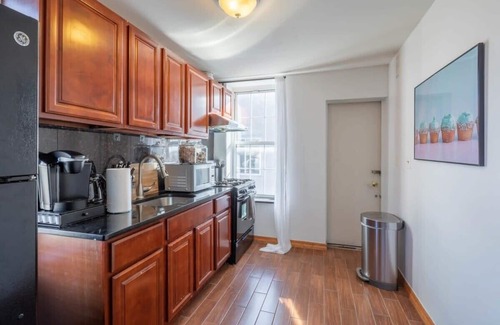 Chinatown Apartamento | Encanto 3Bed w. espacio de trabajo por Convention Ctr