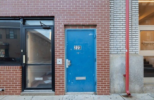 Chinatown Apartamento | Stairway | 3BR Apt w W/D, Home Theater