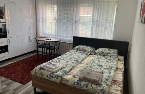 Tuzla Apartamento | Stan na dan, Pazar Tuzla - centar grada