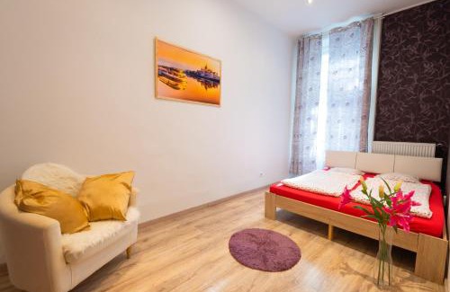Ujlipotvaros Apartamento | Standard Apartment by Hi5 - West End Center
