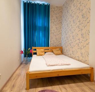 Ujlipotvaros Apartamento | Standard Apartment by Hi5 - West End Center