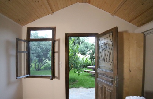 Agios Kirykos Casa | Standard Double Room Kassiopi