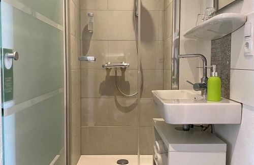 Fichtelberg Apartamento | Standard double room, shower, WC, - WAGNER'S Hotel and Restaurant Schönblick