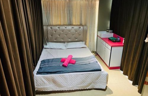 Ladang Padang Cicar Casa | Standard Queen Room with Shared Bathroom MyPOCKETT