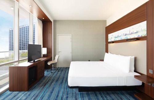 Dubai World Central Casa | Standard Room Near Makhtoom Airport By Luxury Bookings
