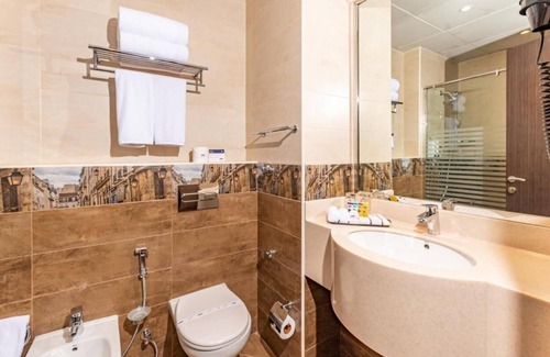 Mussafah Apartamento | Standard Room Near Safeer Mall By Luxury Bookings