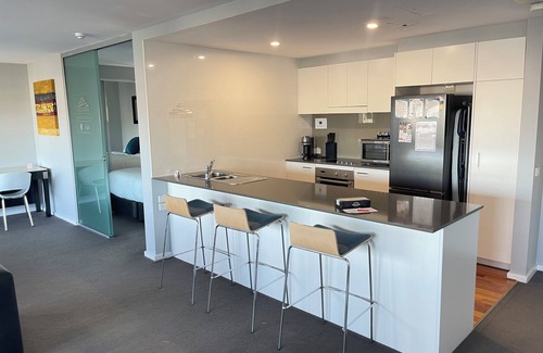 Newcastle Apartamento | Standard Two Bedroom