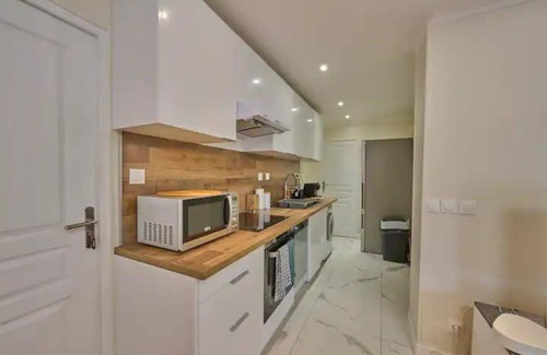 Epinay-sur-Seine Apartamento | Standing-5 Bedrooms -free Parking -10mn From Paris
