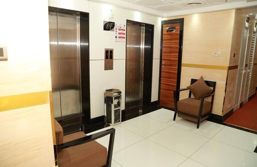 Al Sharq Apartamento | Standrad King Room Near Sharjah Corniche