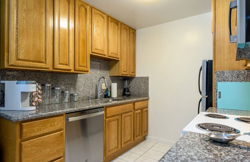 Farm Hills Apartamento | Stanford Hospitals within reach – cozy 1-bedroom apartment