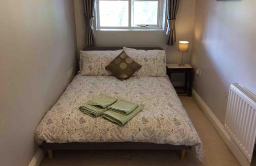 Stansted Apartamento | Stansted spacious 2-bed apartment, easy access to Stansted Airport & London