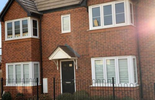 Wellingborough Casa | Stanton Cross 5 persons 3 Bed Home
