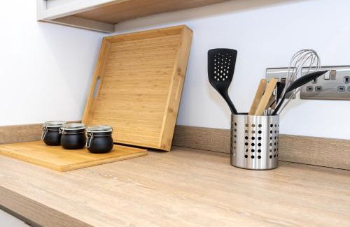 Trafford Apartamento | Stanway Apartments- Free Parking