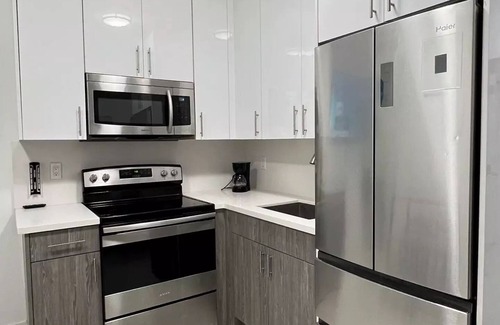 Liberty City Apartamento | Stanza Design District Parking Laundry