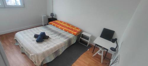 Aubervilliers Casa | Stanza in Ambiente Calmo e Rilassante