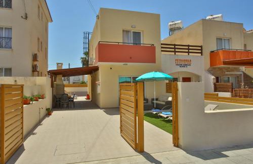 Universal Villa | Star House
