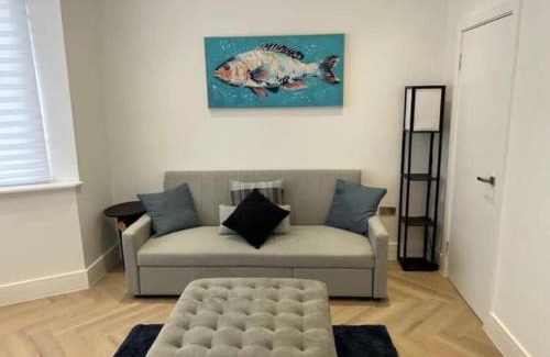 West Hendon Casa | Star London Cheyne Walk 5 Bedroom Oasis