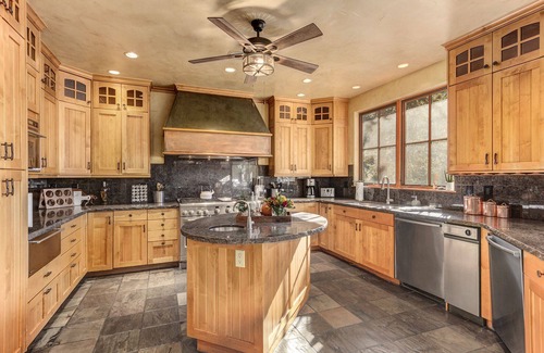 Elk Crossing Casa | Star Mountain Lodge💎23 Guests🏔️Grotto Waterfall🌊Theater🍿Game room🧖‍♀️Spa