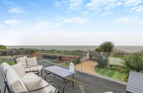 Holland-On-Sea Casa | Star of the Sea - Beach House