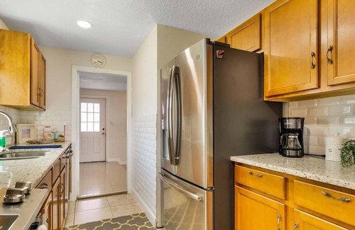 Sandalwood Casa | ~Star-Spangled Stay Sleeps 9 Mayo Clinic & Beach~