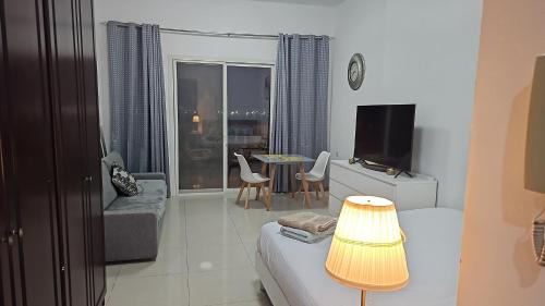 Al Hamra Village Apartamento | Star studio