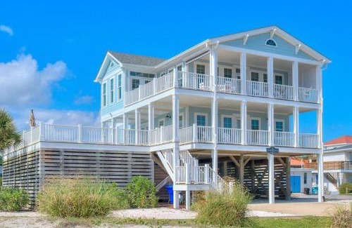 Yaupon Beach Casa | Starboard Side
