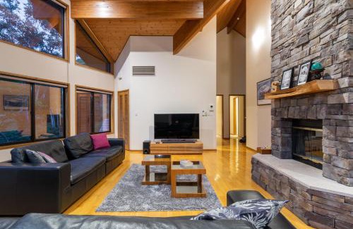 Niseko Apartamento | Starchase by H2 Life