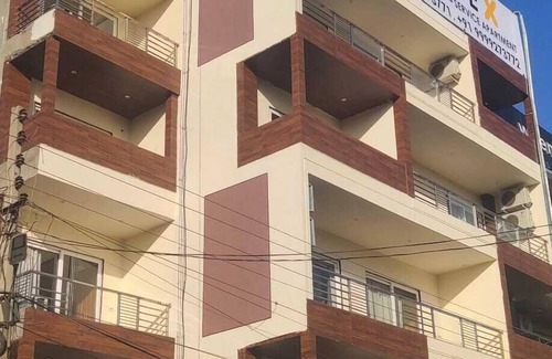 Sector 51 Hotel | Starex inn