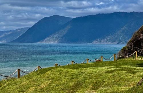 Shelter Cove Apartamento | Starfish by OceanviewHotTubs Oceanfront Tesla chrging Shelter Cove Oceanfront