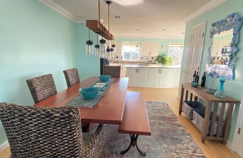 Norfolk Casa | Starfish Cottage ..... Direct Beachfront!
