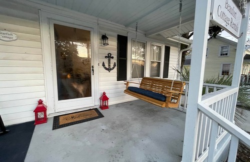 Morehead City Casa | Starfish DOG-FRiENDLY in the Historic District